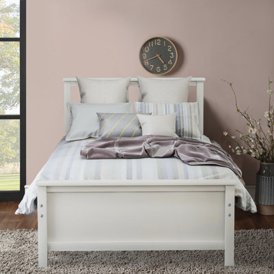 Lit simple en bois massif Cinda