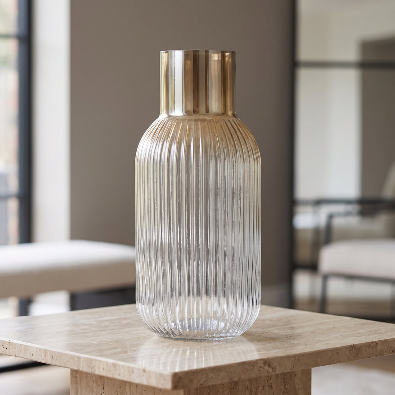 Raynold Glass Table Vase 1