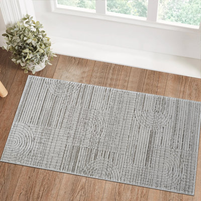Tapis gris avec tapis
