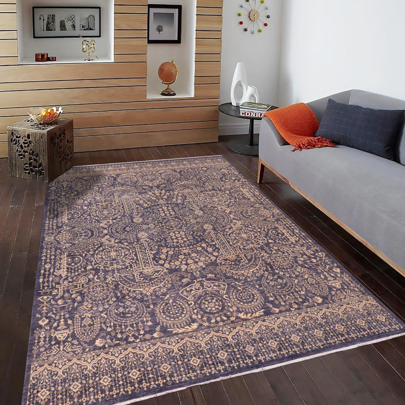 Saketha Wool Oriental Indoor Rug