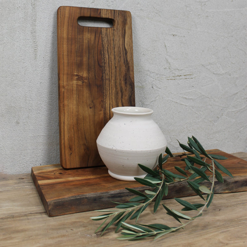 Cutting Board With Cut-Out Handle - Lrg, 20" x 9"