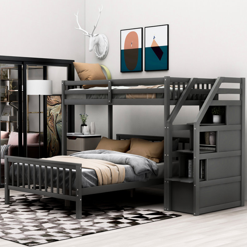 Le lit simple au-dessus d'un lit mezzanine double, gris, offre un environnement de sommeil sécuritaire et confortable, de couleur grise, avec des garde-corps