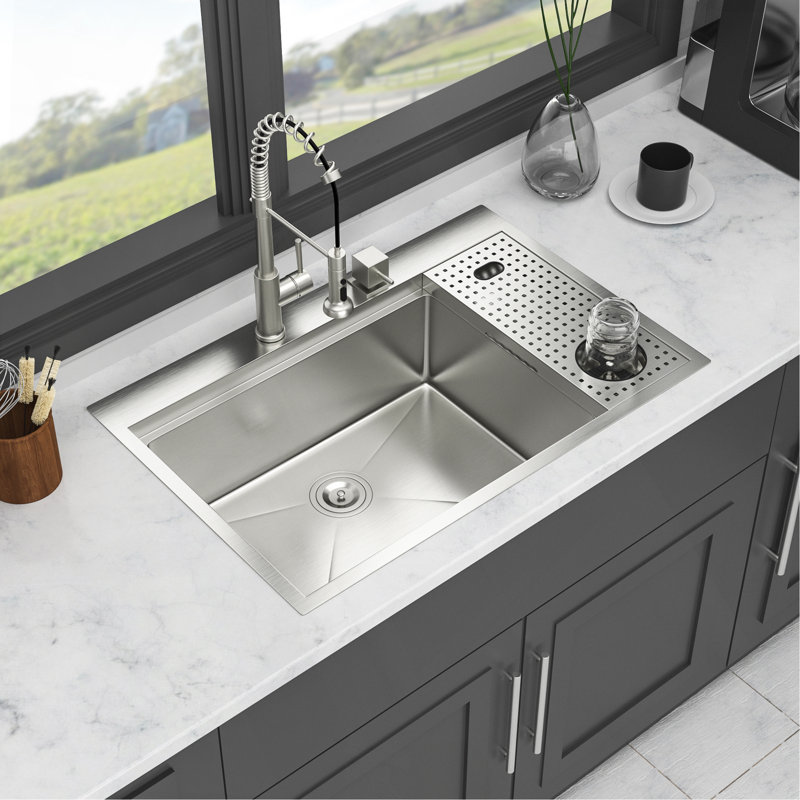 Évier de cuisine à montage sur plan 33 po avec laveuse à tasses - Évier de cuisine à cuve simple en acier inoxydable de calibre 16 de 33 po x 22 po