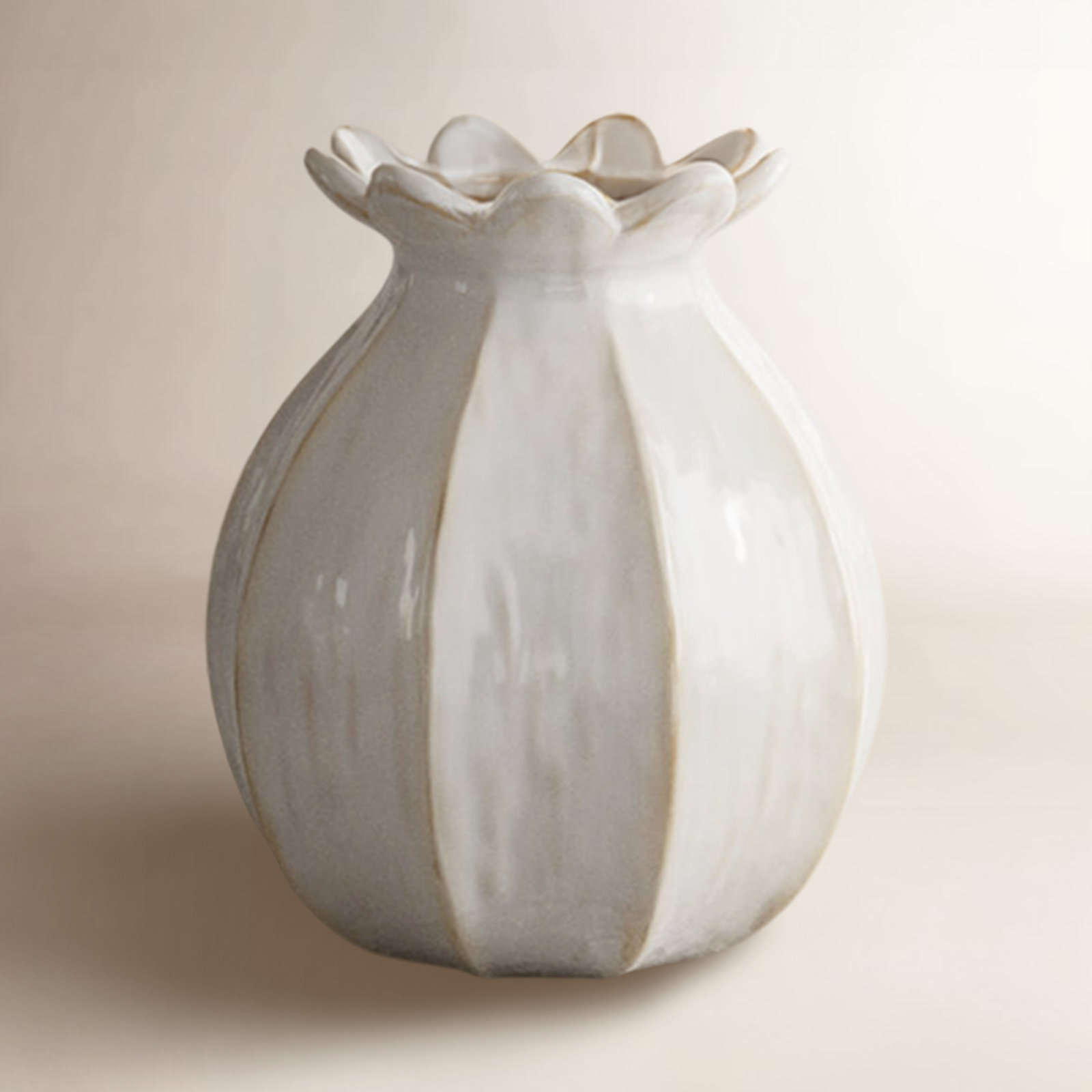 Kelta 5.75'' Handmade Ceramic Table Vase