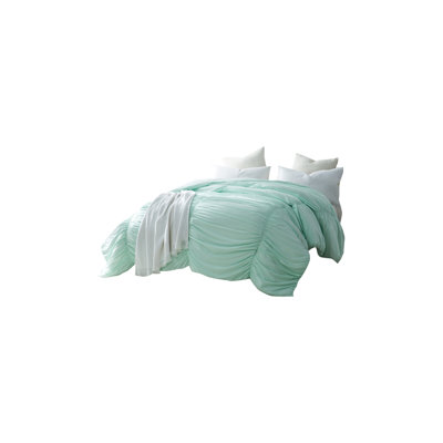 Hint of Mint Waves Handcrafted Comforter