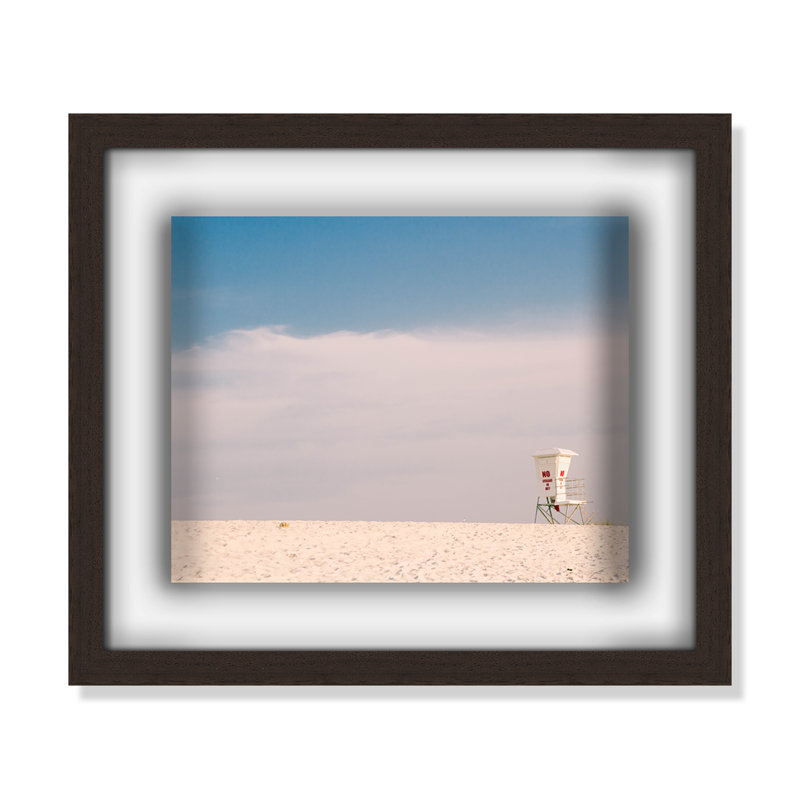 Resa Lifeguard Beach Days - Photographie de cadre photo, H 13 po x l 15 po x P 1,25 po, Noyer