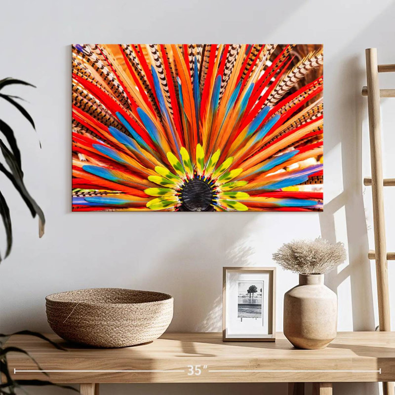 Coiffe aztèque à plumes, H 16 po x l 24 po