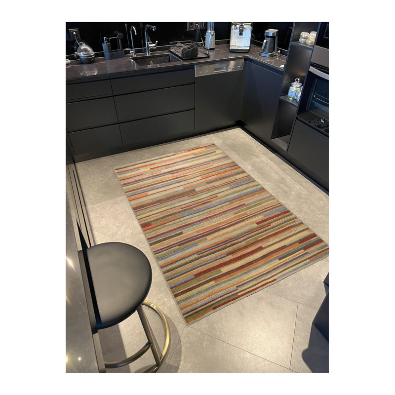 Tapis tissé à la main à motif coloré Line by Line, Tapis de couloir 4 pi 11 po x 9 pi 10 po