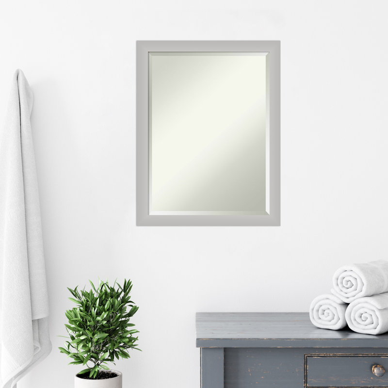 Miroir de salle de bain biseauté Lallah, 26,5 po x 20,5 po