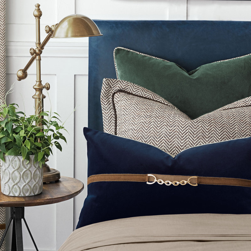 Steeplechaser Lumbar Pillow Cover & Insert