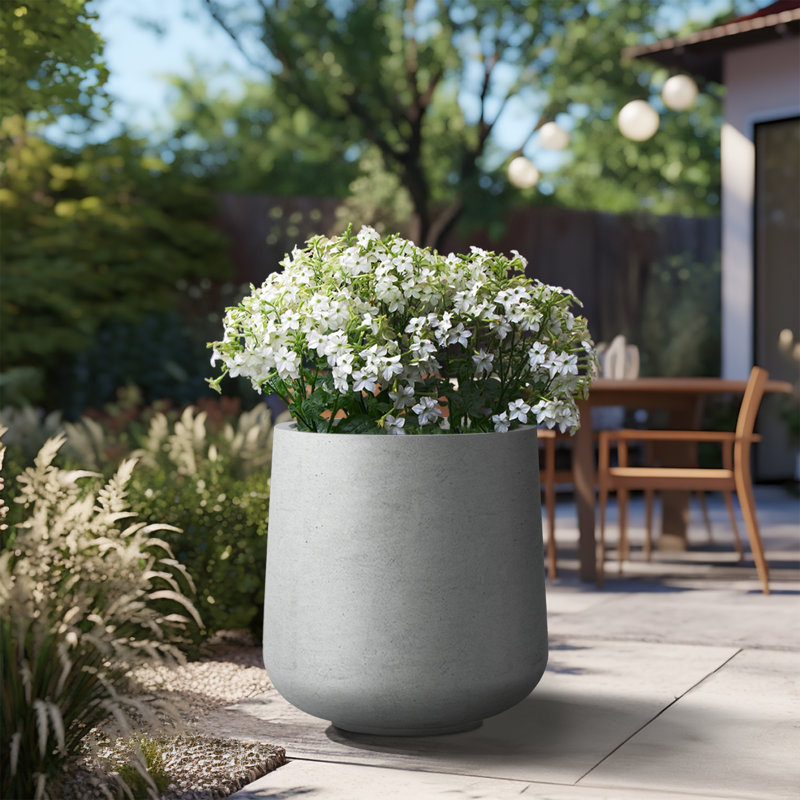 Grand pot à fleurs Brenno, H 17,32 po x l 16,54 po x P 16,54 po, Finition pierre