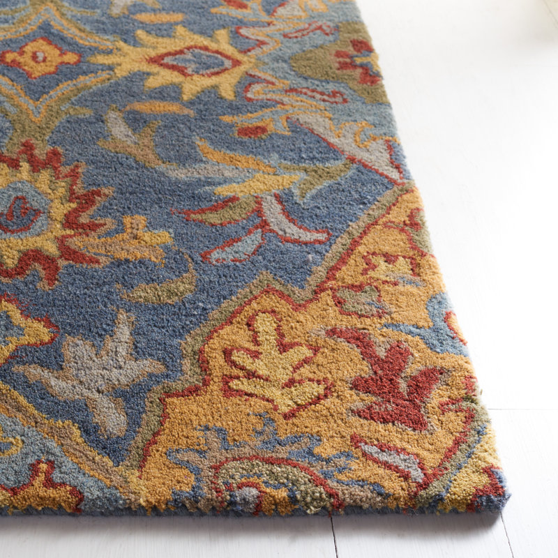Bastidas Hand Tufted Wool Floral Rug, Rectangle 5' x 8'