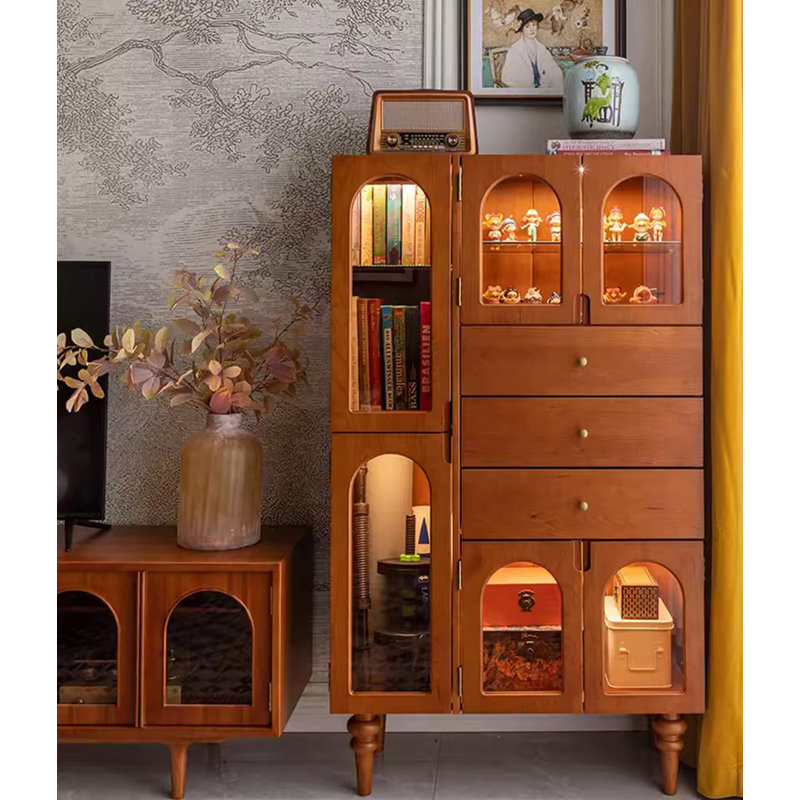 Armoire de rangement en bois massif French French Vintage