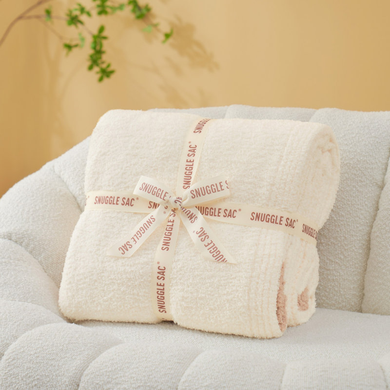 Jeté réversible en tricot de plumes, L 80 po x l 60 po, Crème