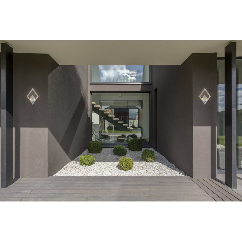 Sakil LED Wall Light, White