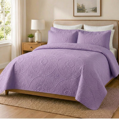 All‑Season Floral Quilt Bedspread