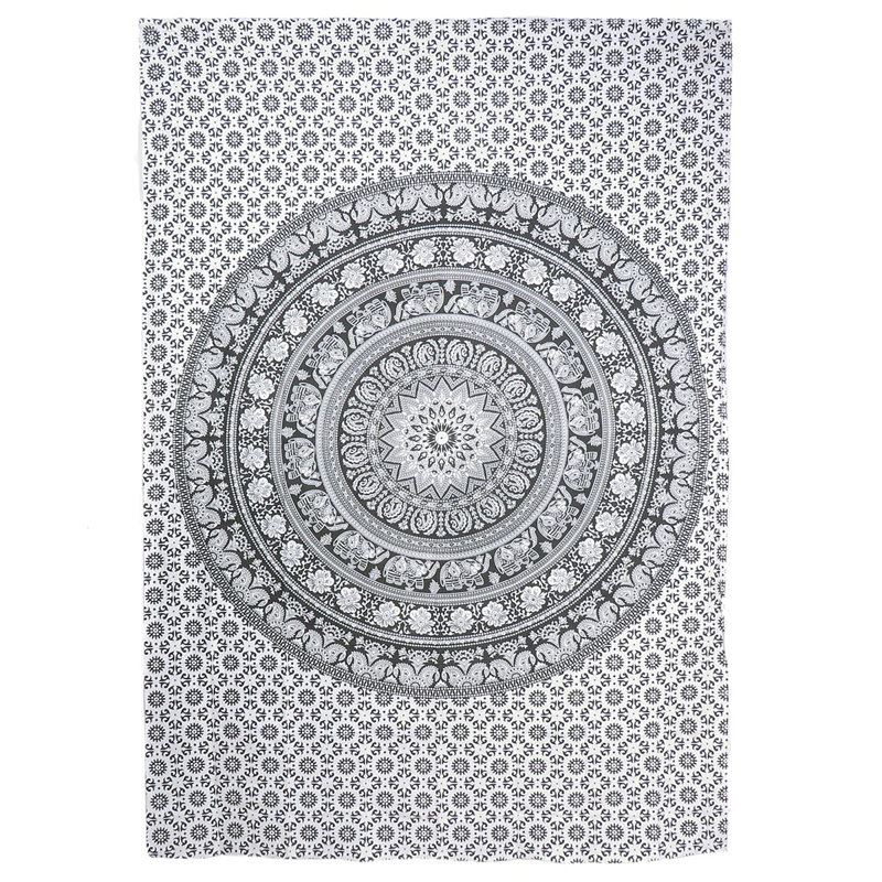 Tapisserie 80 po x 56 po Mandala