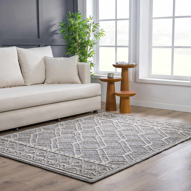 Janyssa Geometric Outdoor Gray Area Rug, Rectangle 7'6" x 10'
