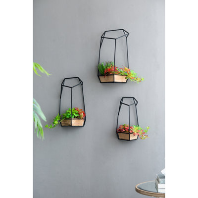 Pot à fleurs mural trois pièces en fer noir et bois de sapin géométrique, parfait pour le style décoratif intérieur
