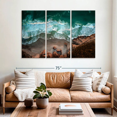 Gillard Coastal Ocean Waves