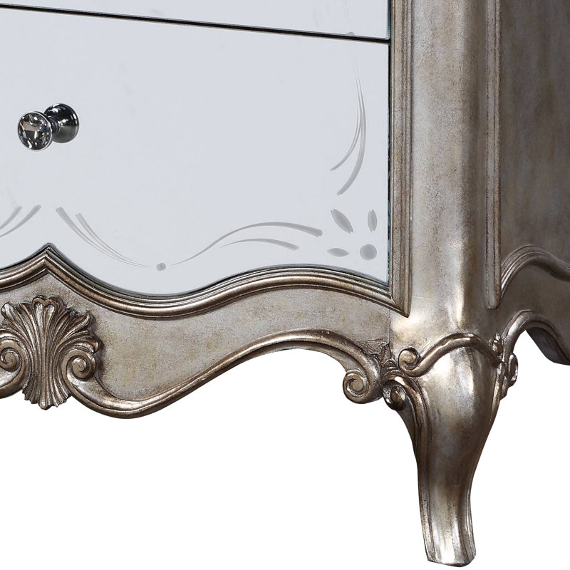 Charmante table de chevet champagne antique avec options de tiroirs spacieuses et façade en miroir