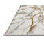 Tapis blanc soyeux et moelleux-173714353