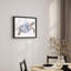 Tortue brune avec coquille mauve nageant dans des animaux de la mer, petit décor, art moderne-101376536-101376532