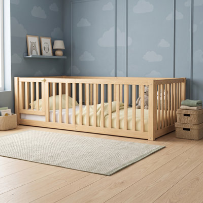 Wooden Floor Bed Bed with Safe Low Profile Design and Removable Door