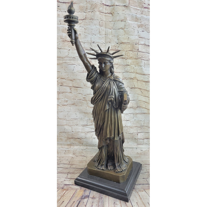 Figurines et sculptures Annistyn