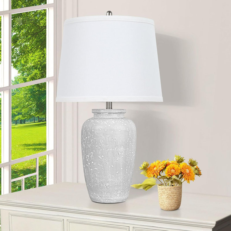 Misu Resin Table Lamp