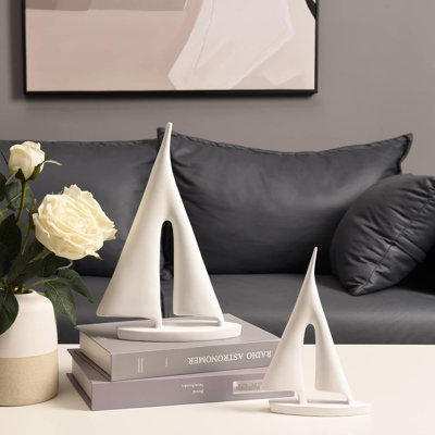 Ensemble de 2 sculptures de voilier blanc