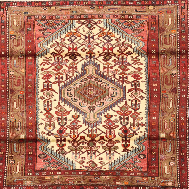Tapis rouge à motif sud-ouest, Rond 7 pi