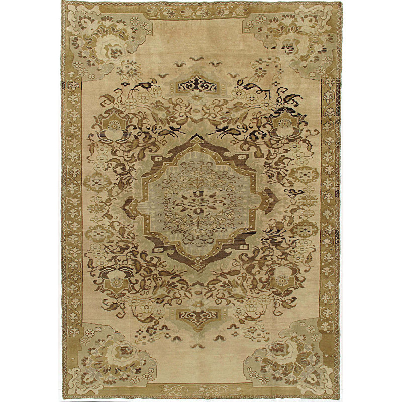 Tapis noué à la main unique en son genre
