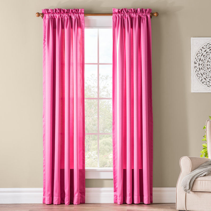 Panneau de rideau obscurcissant en polyester Millen, l 54" x L 84", Bleu rétro