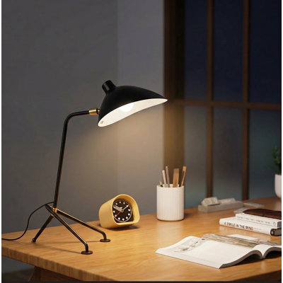 Lampe de bureau à DEL minimaliste moderne de 57 cm (22,4 po) de hauteur, lampe de table en métal avec abat-jour en fer et corps en cuivre, lampe de lecture avec tête pivotante réglable, éclairage d'ambiance chaleureux pour la chambre, le bureau et le bureau d'étude