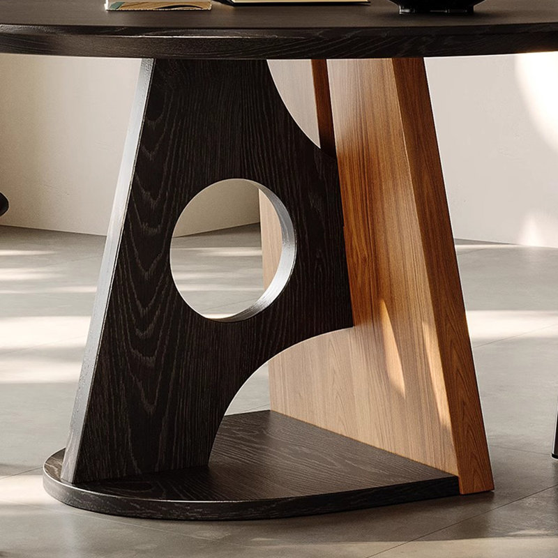 Exquisite And Durable Solid Red Oak Round Table, 29.52"H x 55.11"L x 55.11"W