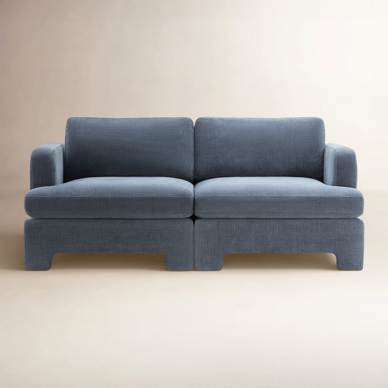 Causeuse modulaire rembourrée Jolie 77 po Jolie, Chenille Selene Indigo Performance