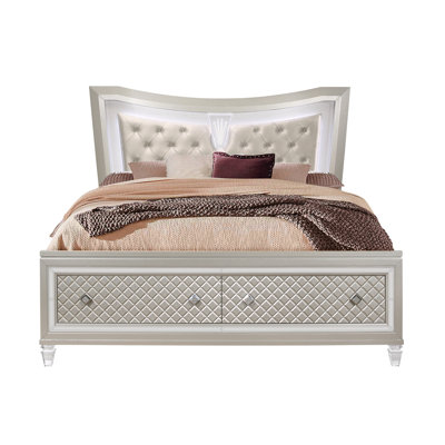 CROSS GLAM CHAMPAGNE BED WITH LED