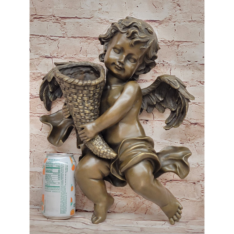 Figurines et sculptures Kaitie