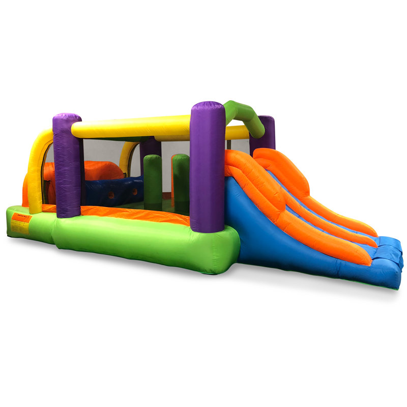 Jeu gonflable course d'obstacles