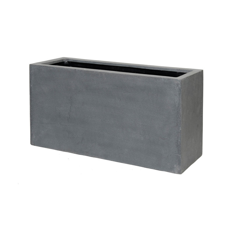 Jort M, gris