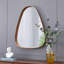 Miroir mural 30 po x 38 po Irrgeular