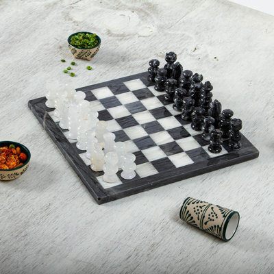 Jeu d'échecs en marbre Egil