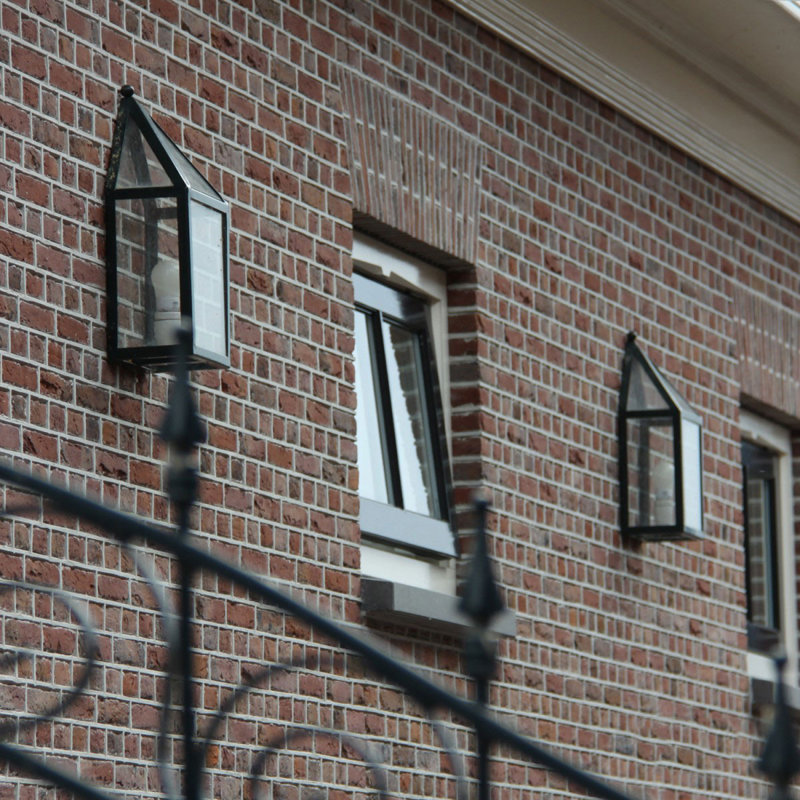 Outdoor Wall Lantern