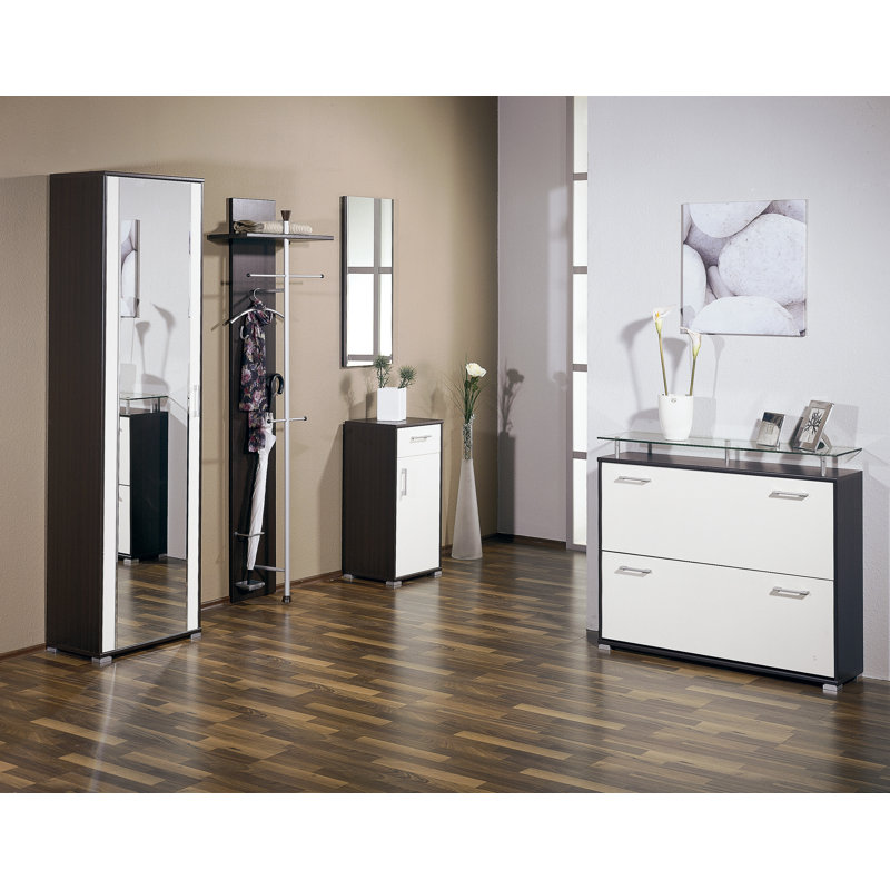 Tim Wardrobe