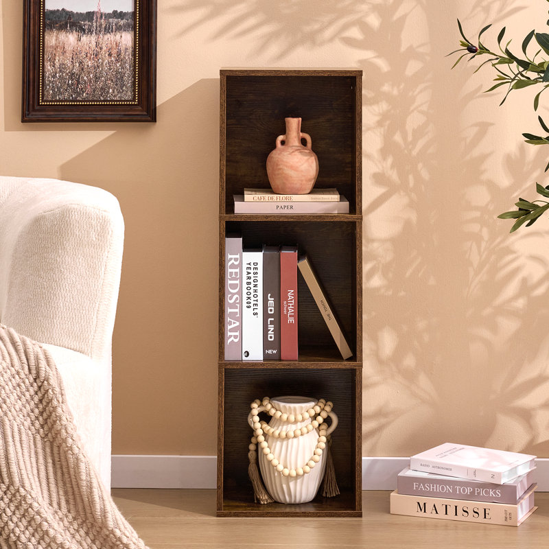 Armoire de rangement étroite à cubes, bibliothèque en bois à 3 cubes, étagère modulable et empilable pour le salon, la chambre à coucher, le bureau personnel, le meuble télé ou le présentoir, brun