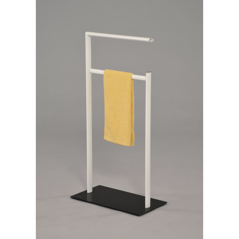 Porte-serviettes sur pied