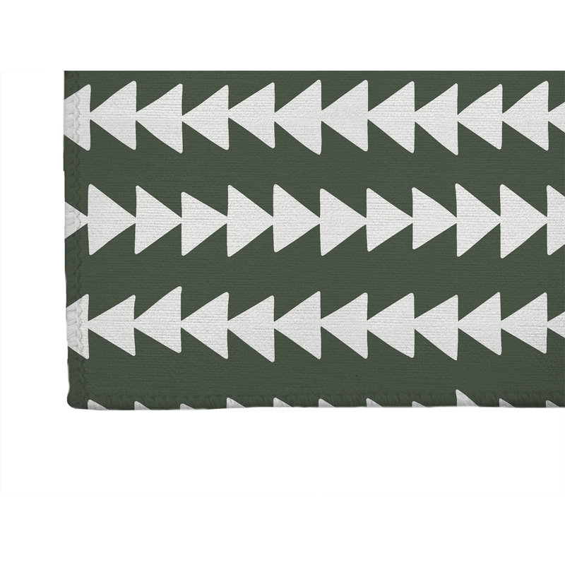 Tribal Arrows Non-Slip Outdoor Rug, Runner 2'6" x 8'