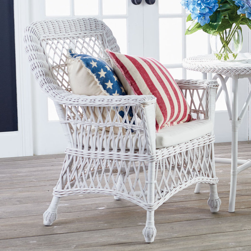 Outdoor Lounge Chair, White