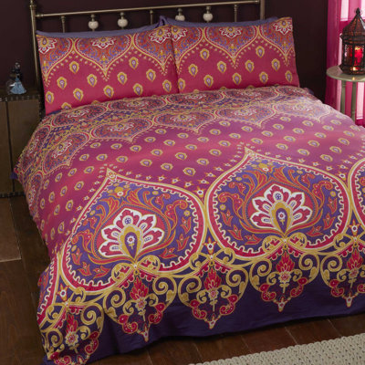 Comerfo Polyester/Cotton Damask Duvet Cover with Pillowcases